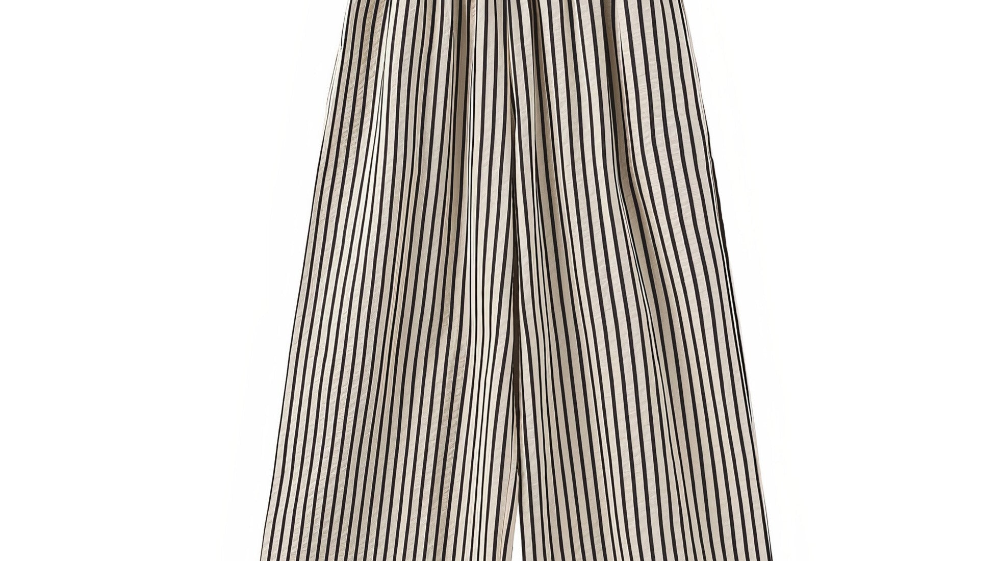 Why We’re Living in Wide-Leg Trousers This Season