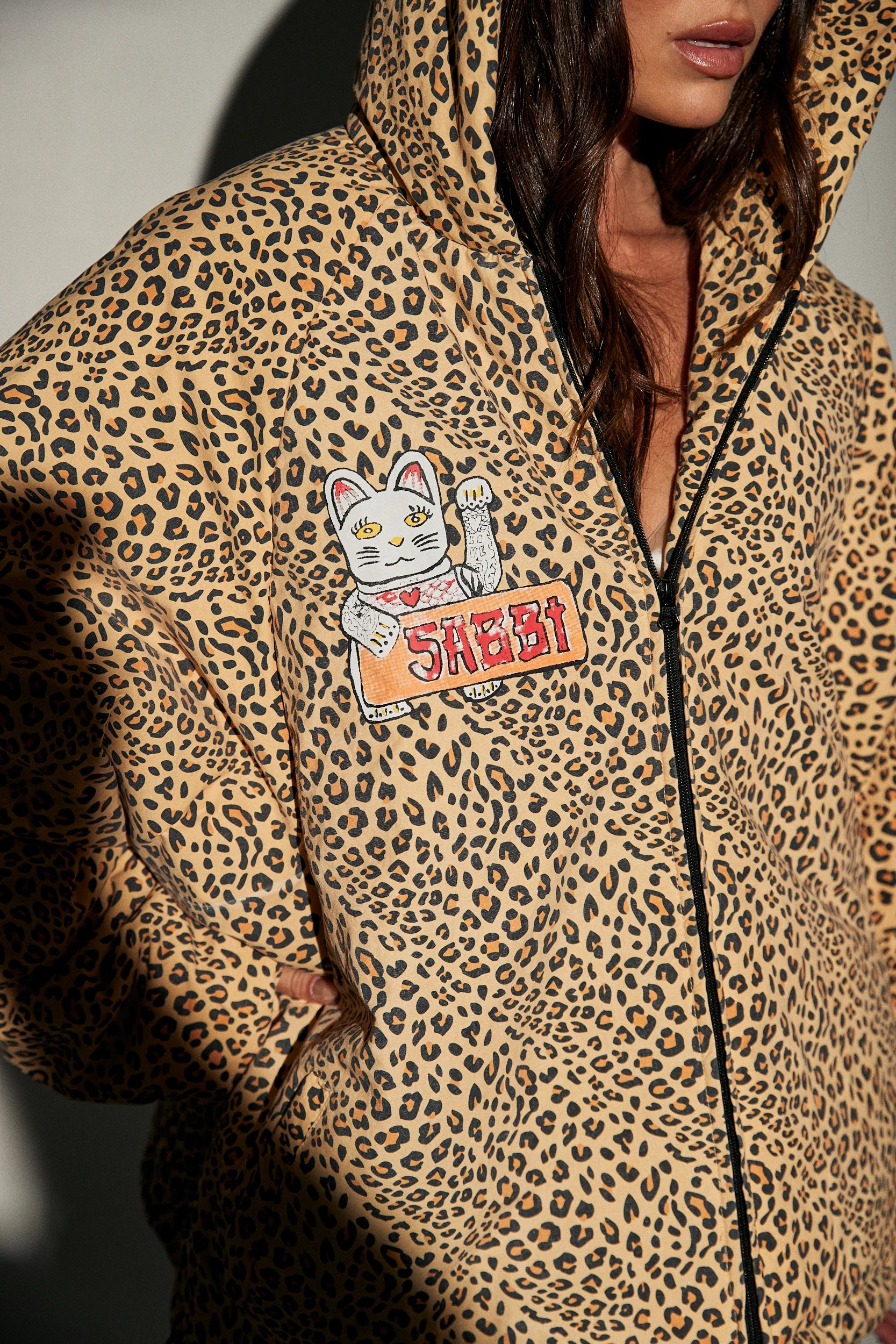 sabbi big cat energy puffer with cat patch