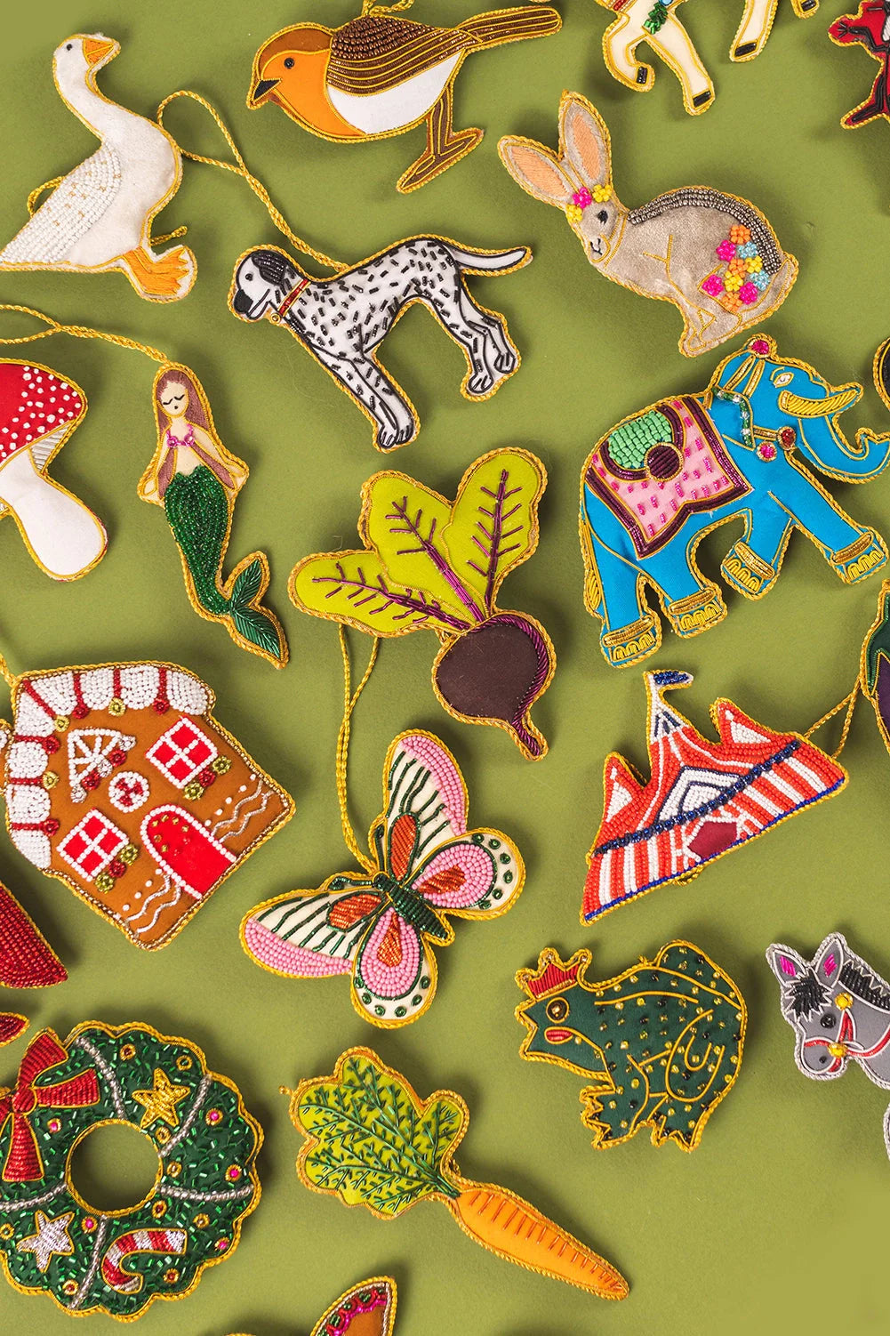 Zari Style Christmas Decorations