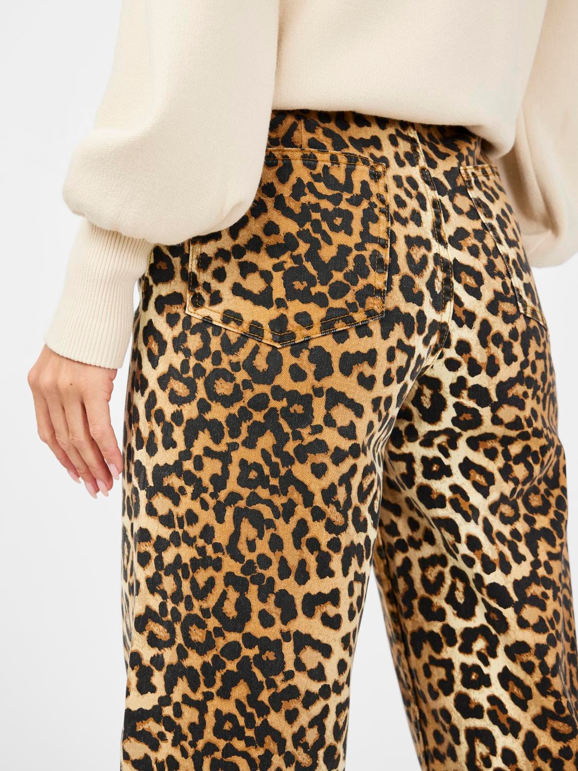 The Bold Comeback of Leopard Jeans